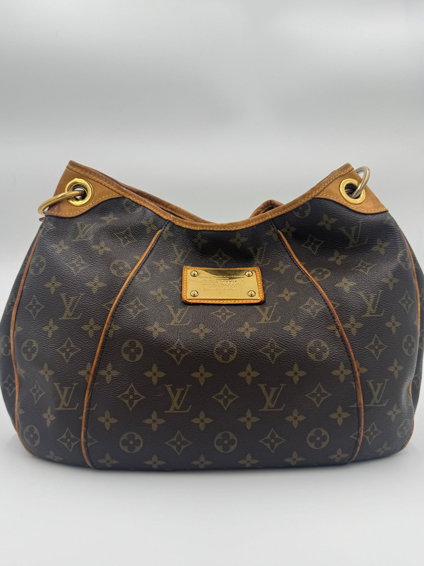 Louis Vuitton Galliera PM