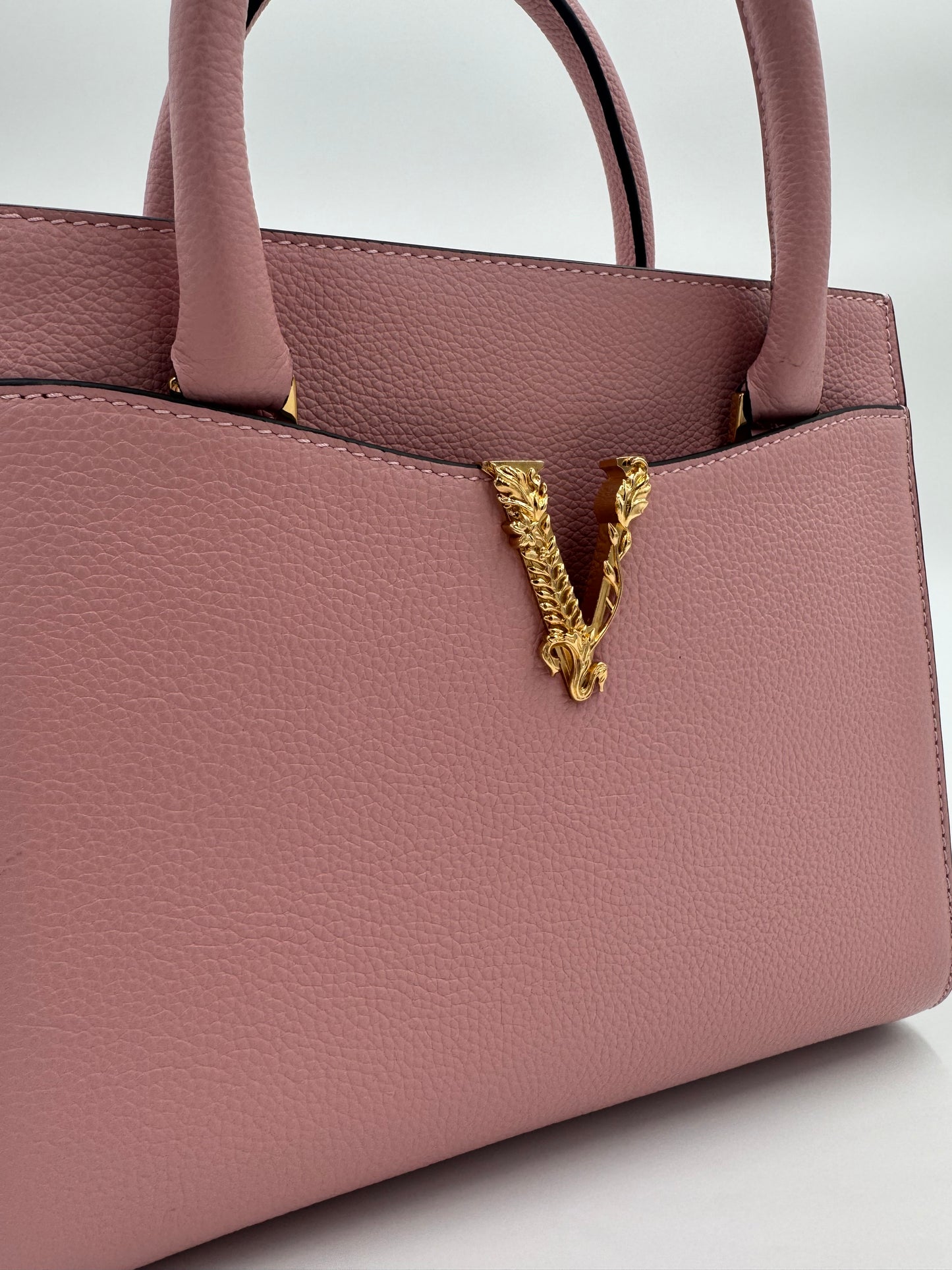Versace Virtus Top-Handle Tasche