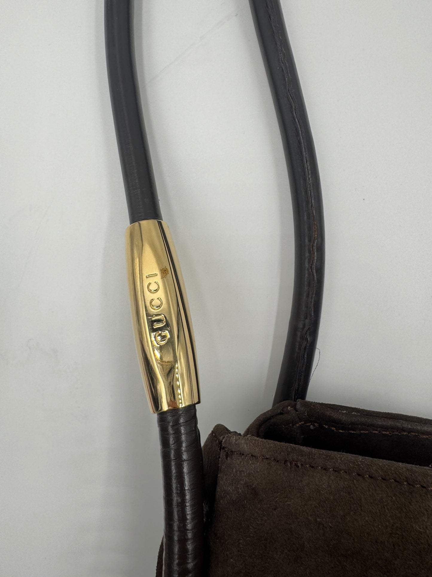 Gucci Umhängetasche Wildleder
