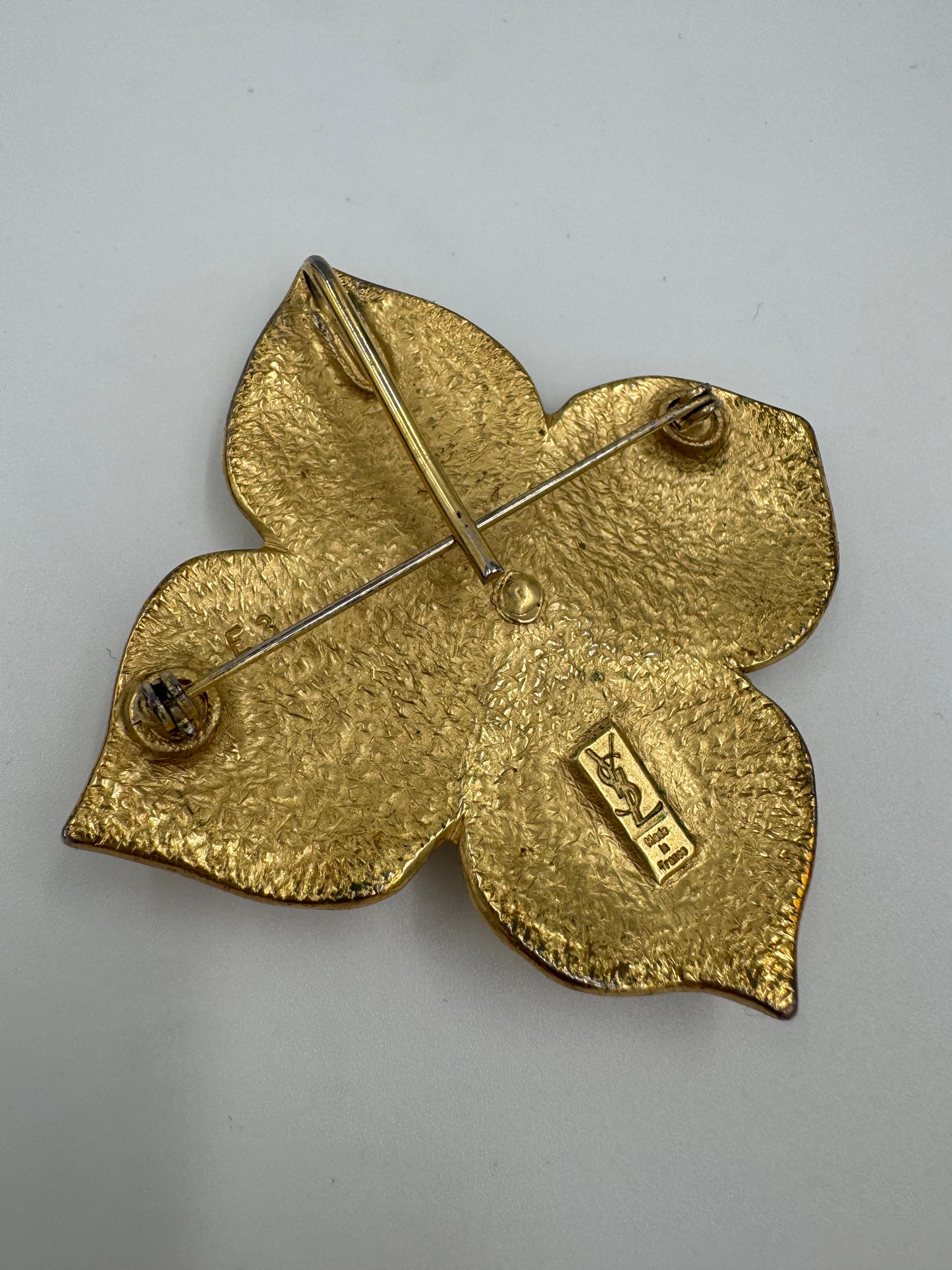 Yves Saint Laurent Vintage Brosche