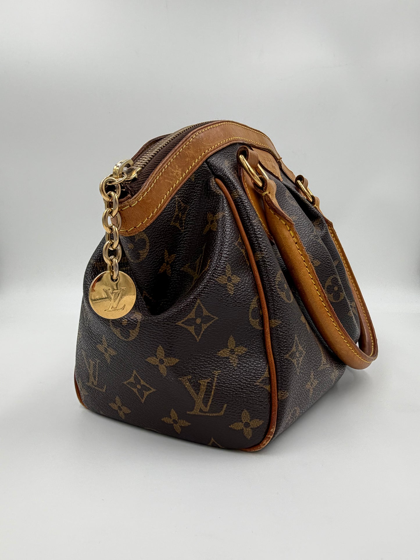Louis Vuitton Tivoli